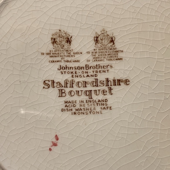 Staffordshire Bouquet Replacement 10” dinnerware.Made in England.Dishwasher safe - Picture 4 of 12
